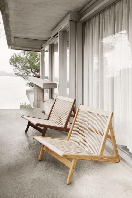 Gubi MR01 Initial fauteuil walnoot