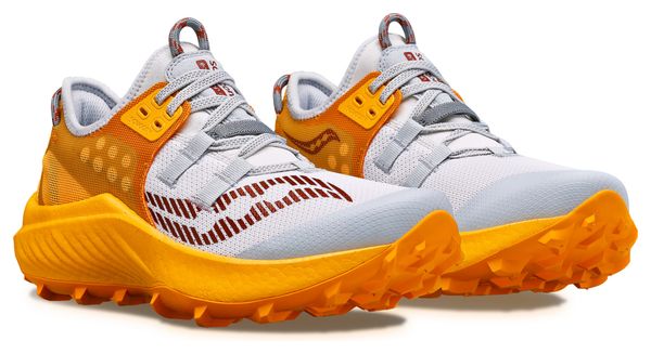 Chaussures de Trail Running Femme Saucony Endorphin Rift Blanc Orange