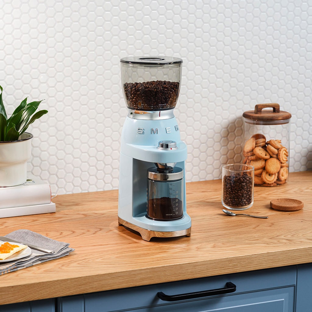SMEG Kaffeemühle Pastellblau 50's Style elektrisch