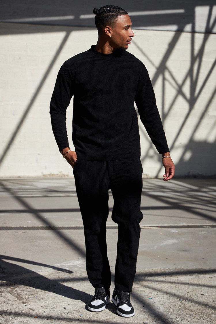 Ensemble 2 pièces pull + pantalon en velours côtelé noir