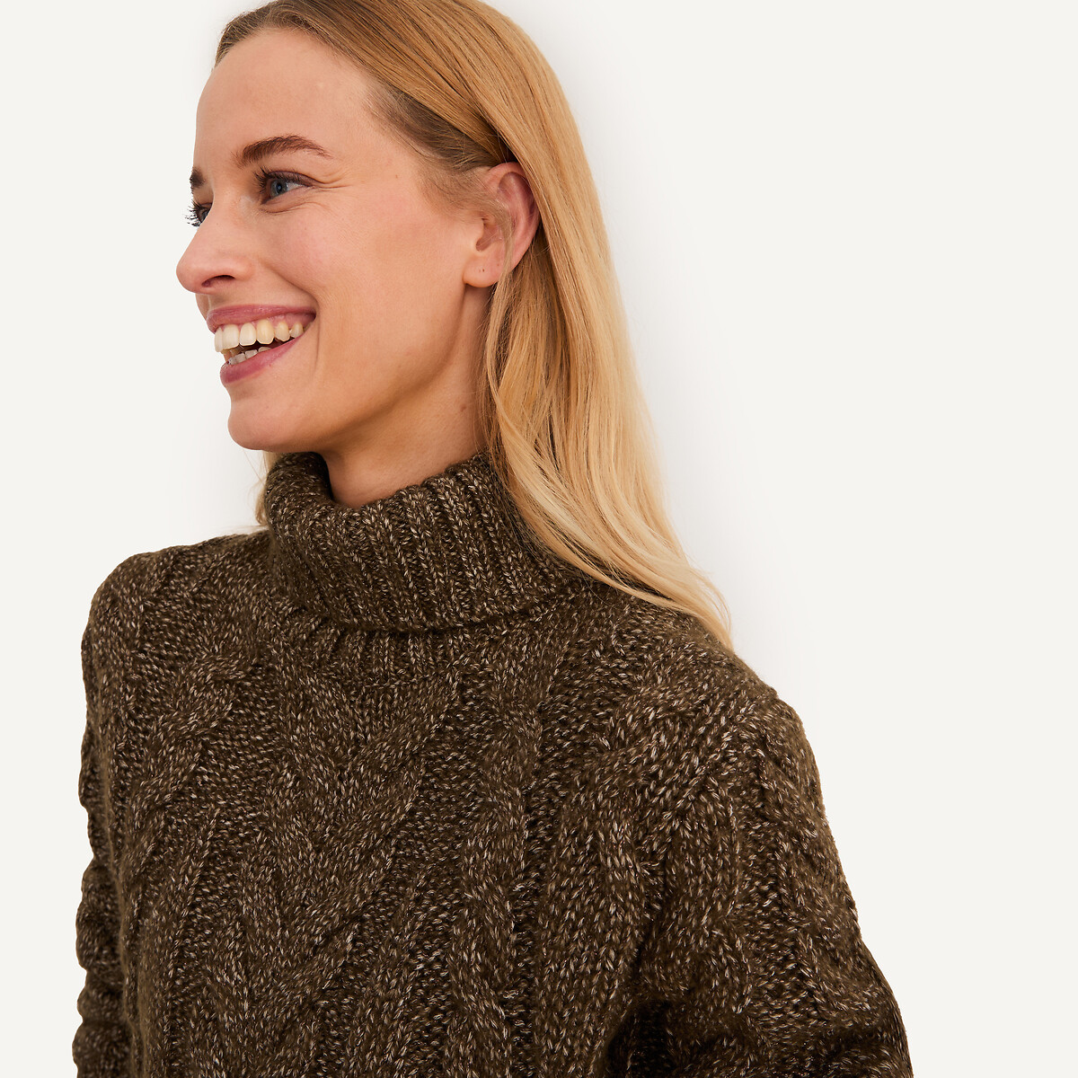 ANNE WEYBURN<br>Collant grosso com gola alta