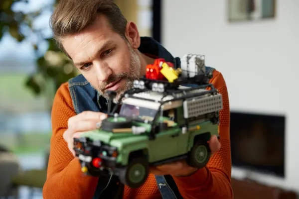 LEGO Technic 10317 Land Rover Classic Defender 90