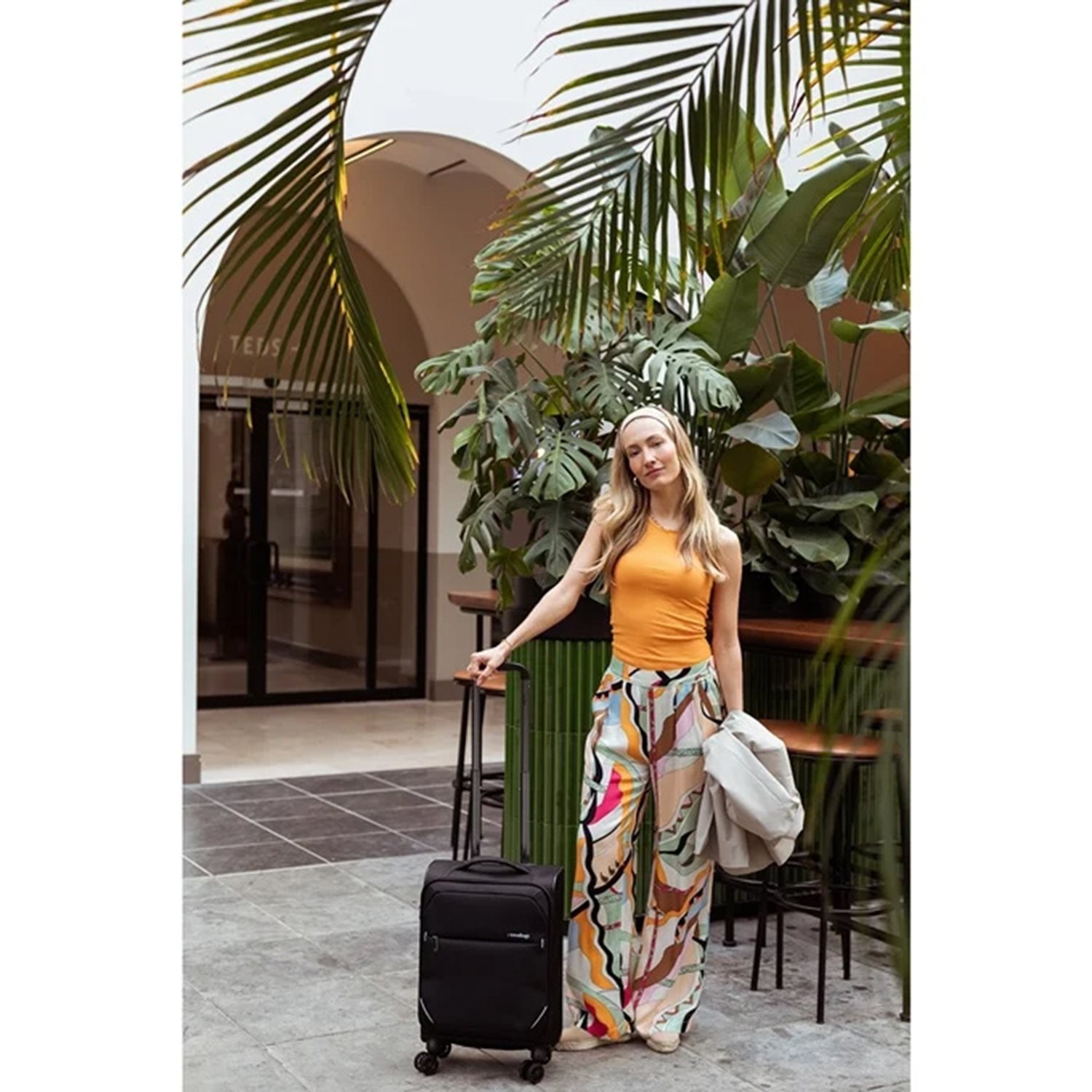 Travelbags The Base Soft Trolley S black