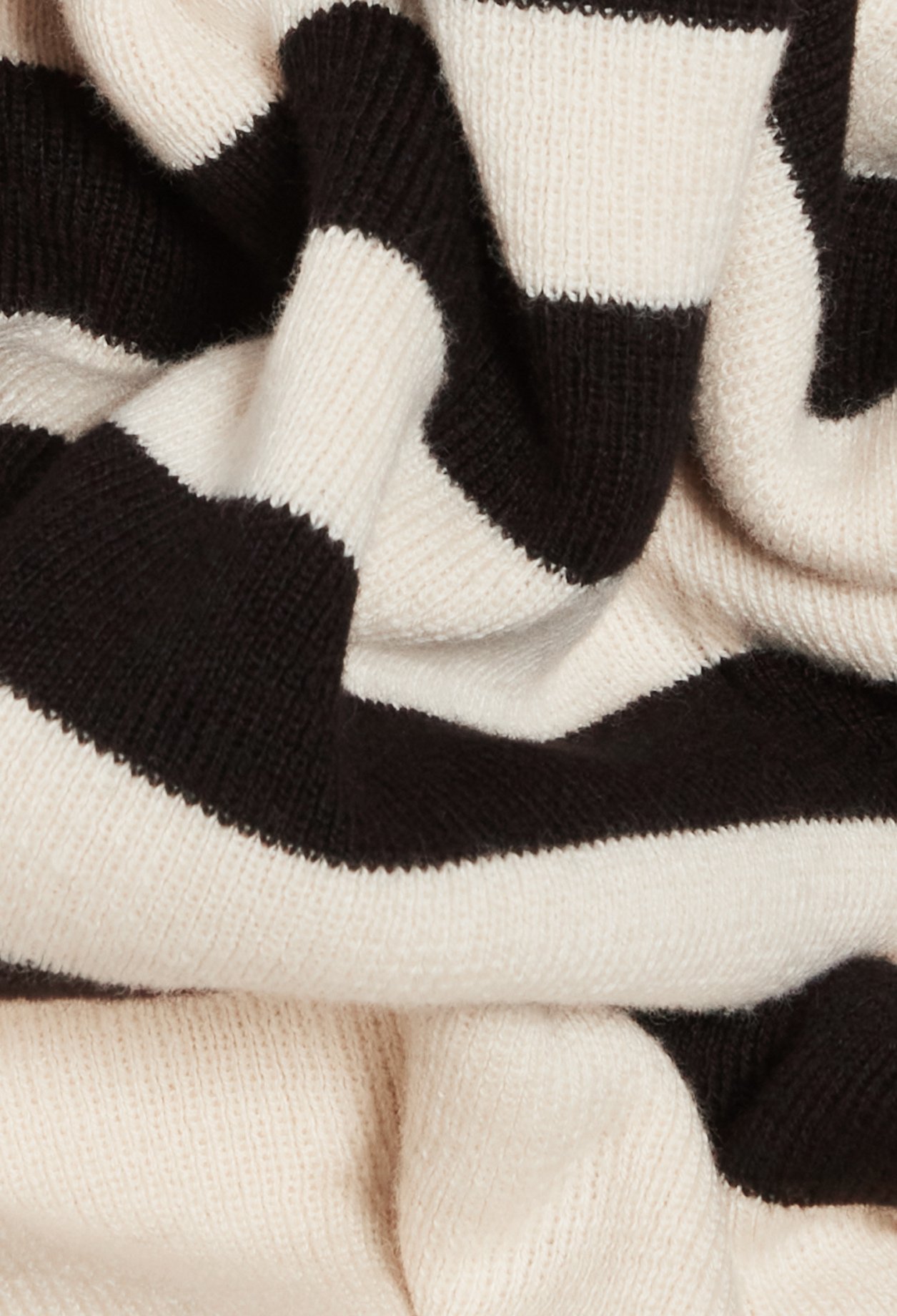 Pull bicolore manches courtes