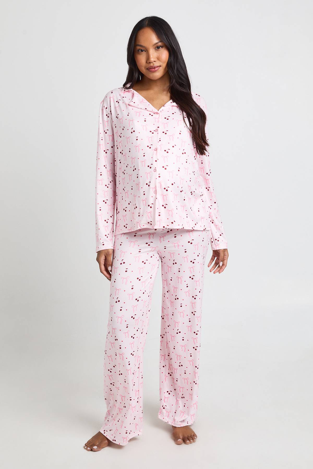 boohoo Ensemble De Pyjama De Maternité À Manches Longues Avec Imprimé Nœuds Et Cœurs - Haut Chemise Et Pantalon
