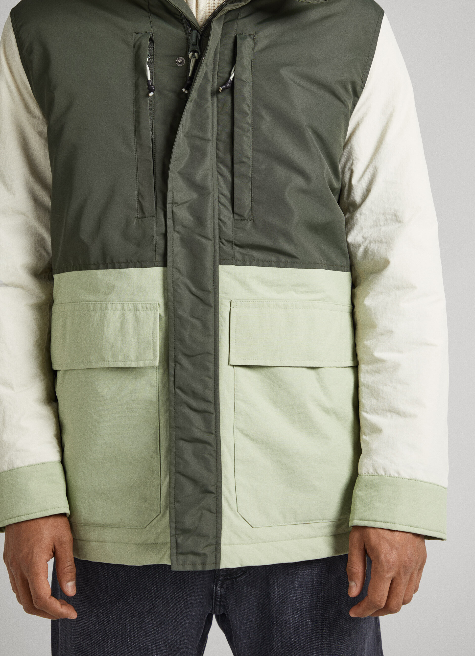 Parka Color Block com Capuz - verde-oliva