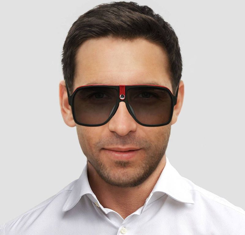 Carrera - 33 - Rechthoekige Zonnebril - Zwart - Rood - Bruin Verloopend Glas