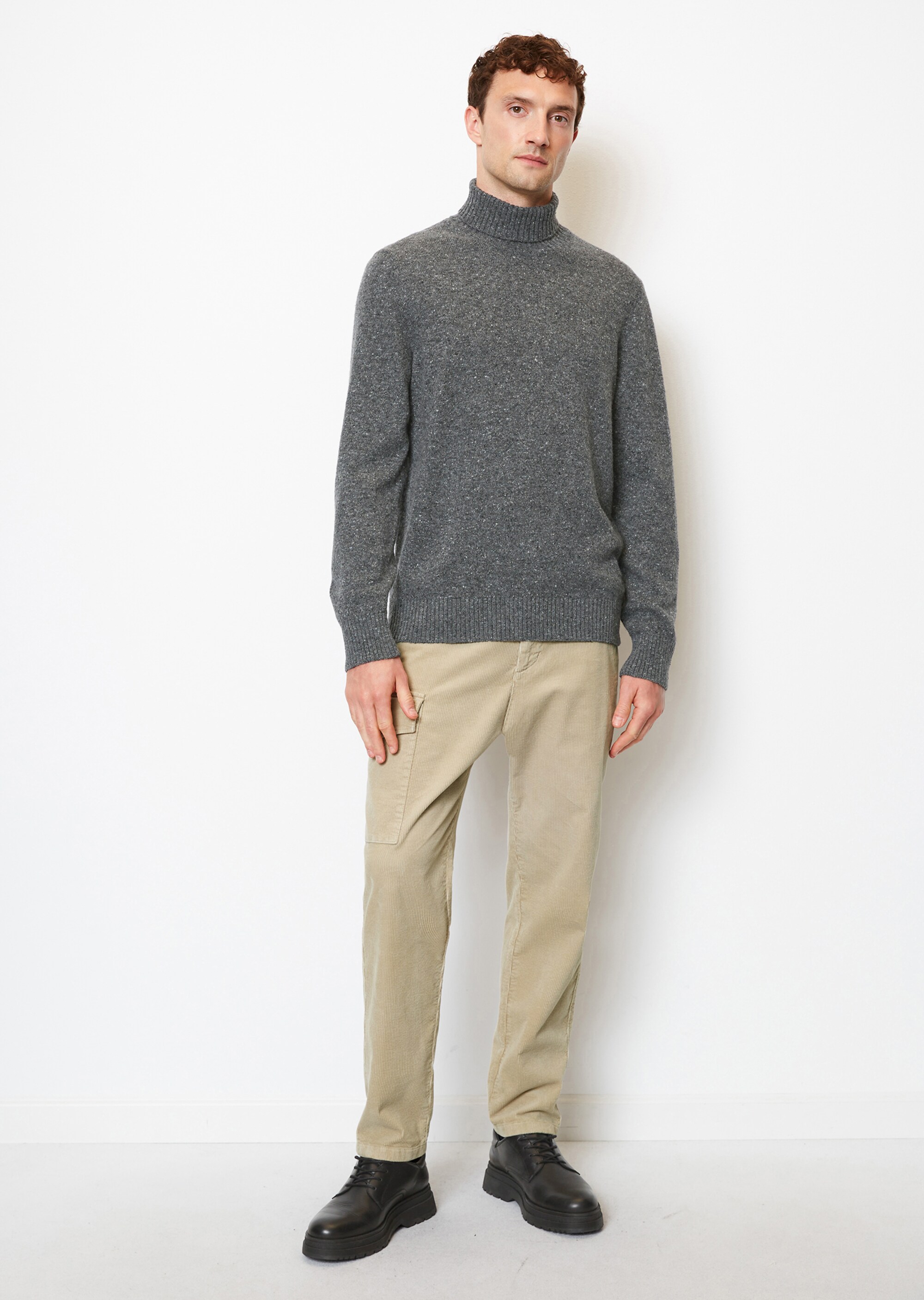 Rollkragen-Pullover regular aus gesprenkeltem Tweedgarn