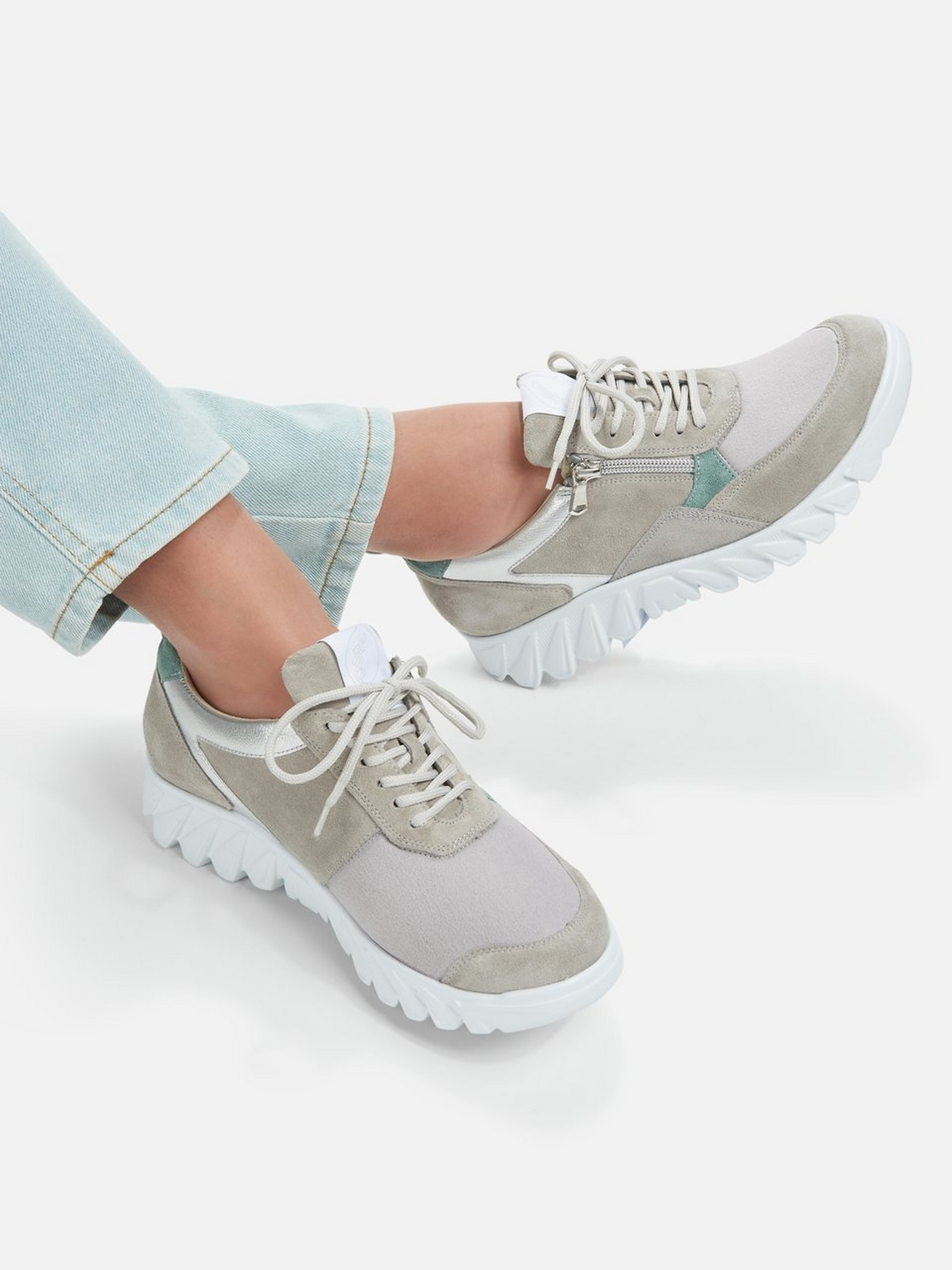 Sneaker Sade