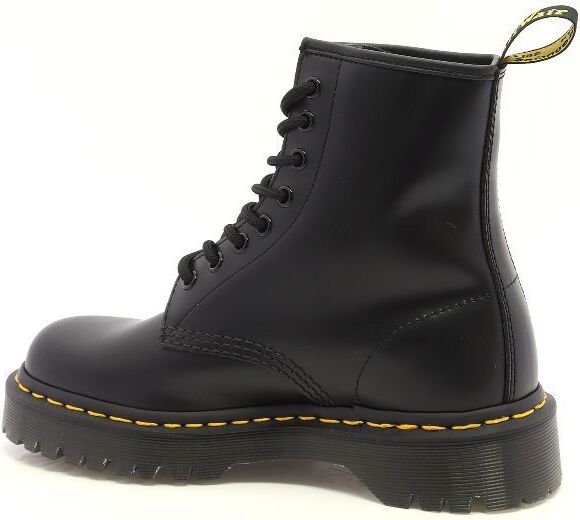 81369 DR. MARTENS