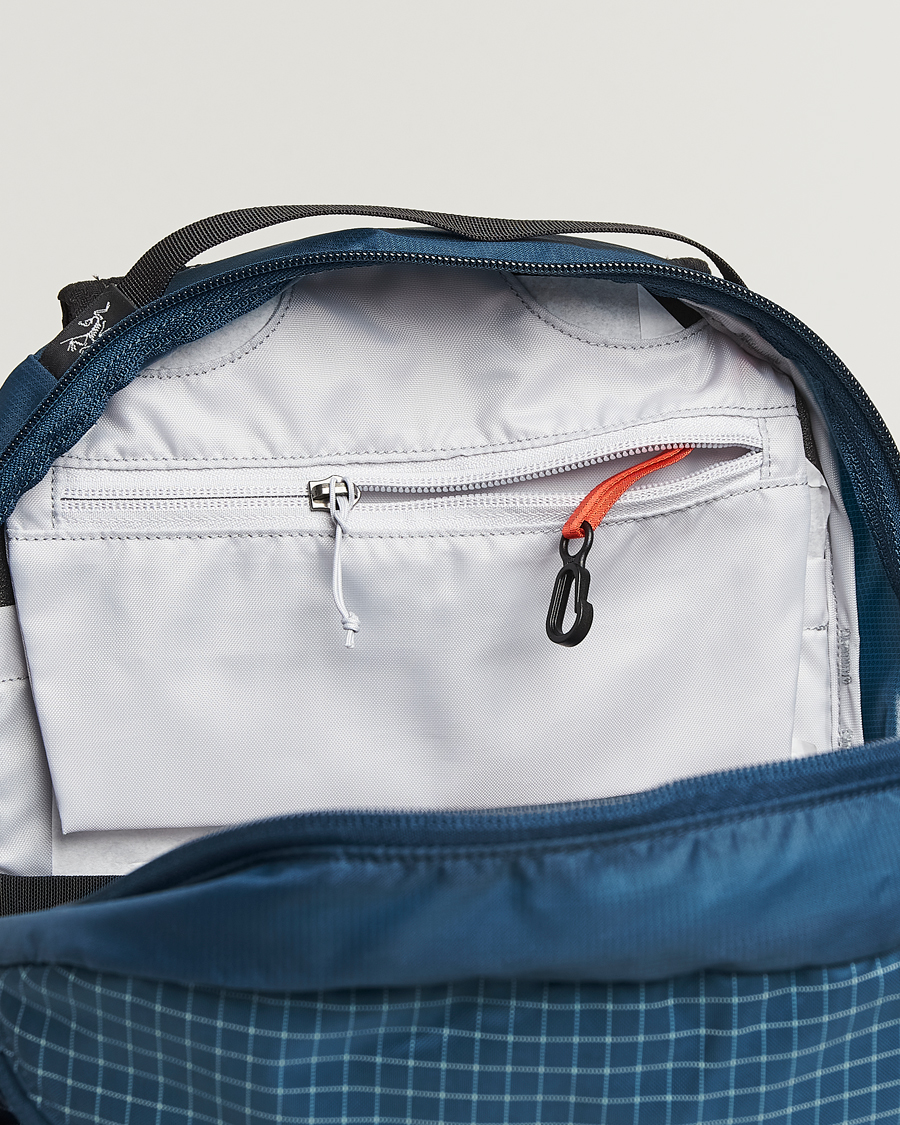 Arc'teryx Aerios 18L Backpack Nightscape