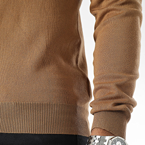 Pull Col V Camel