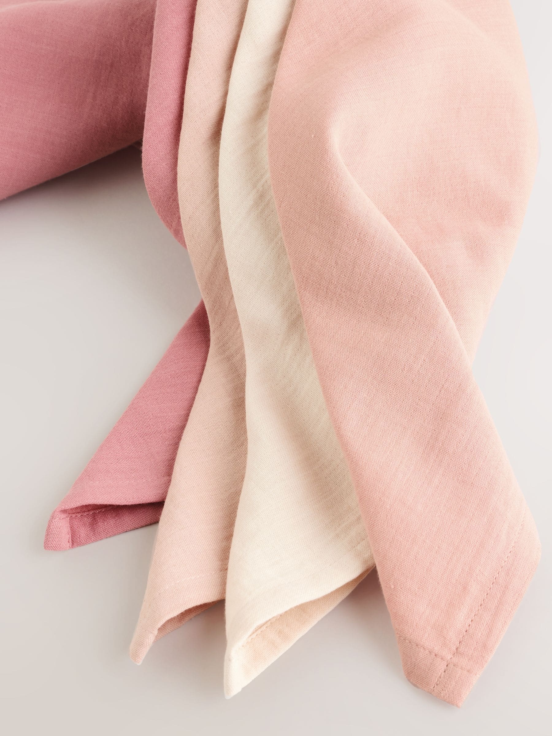 Roze - Set van 4 mousseline babydoekjes