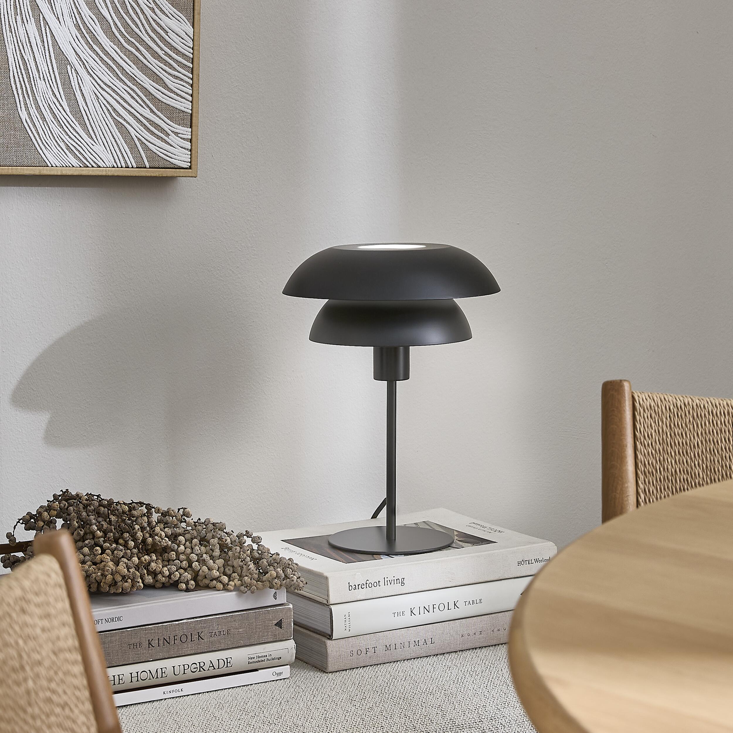 Varla Bordlampe 33 x 25,5 cm