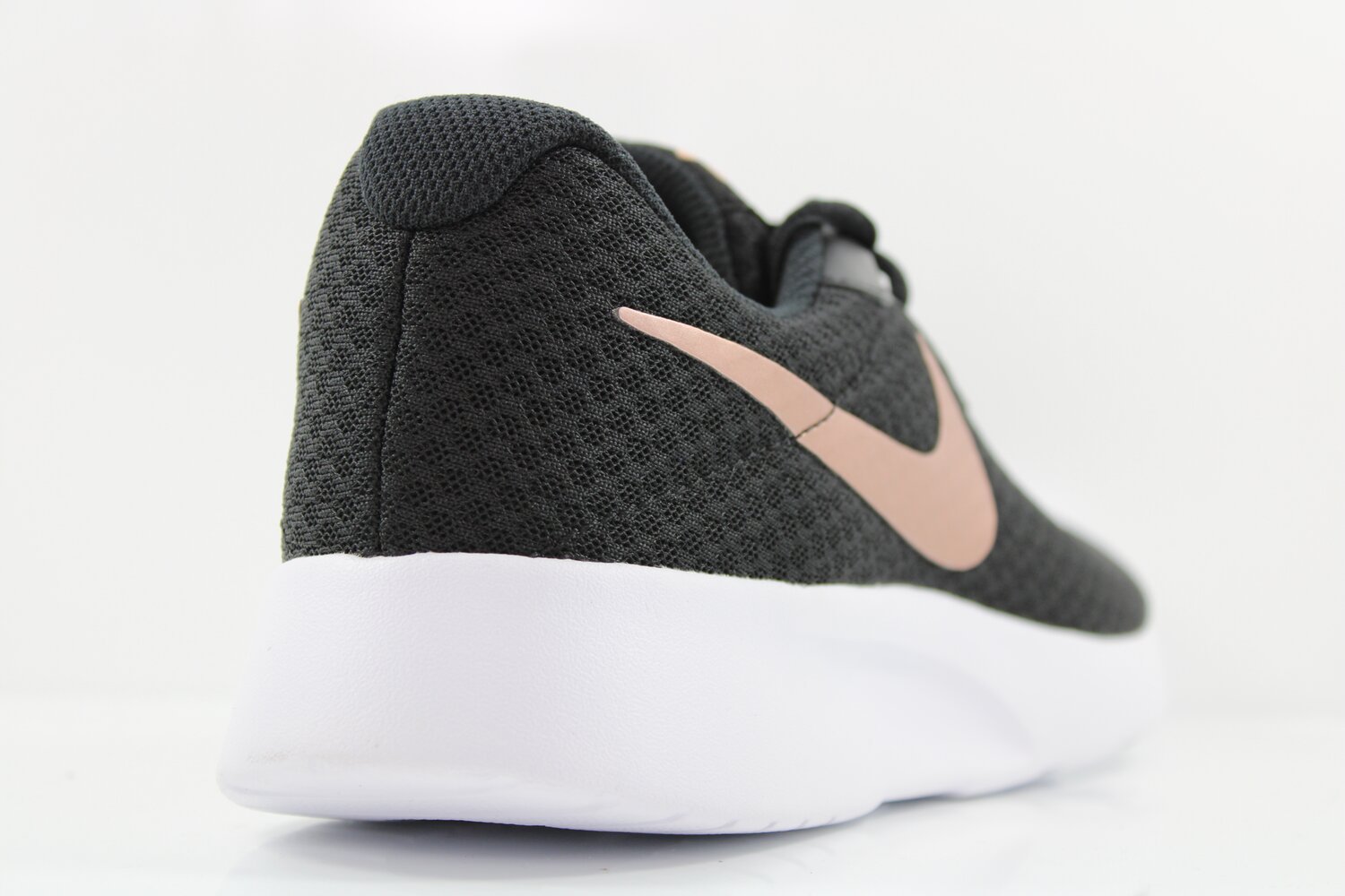 Nike Sneaker