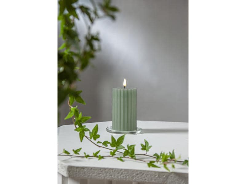 Star Trading LED-Kerze Pillar Flamme Stripe, Ø 7.5 x 15 cm, Kerze aus Wachs mit LED Leuchte