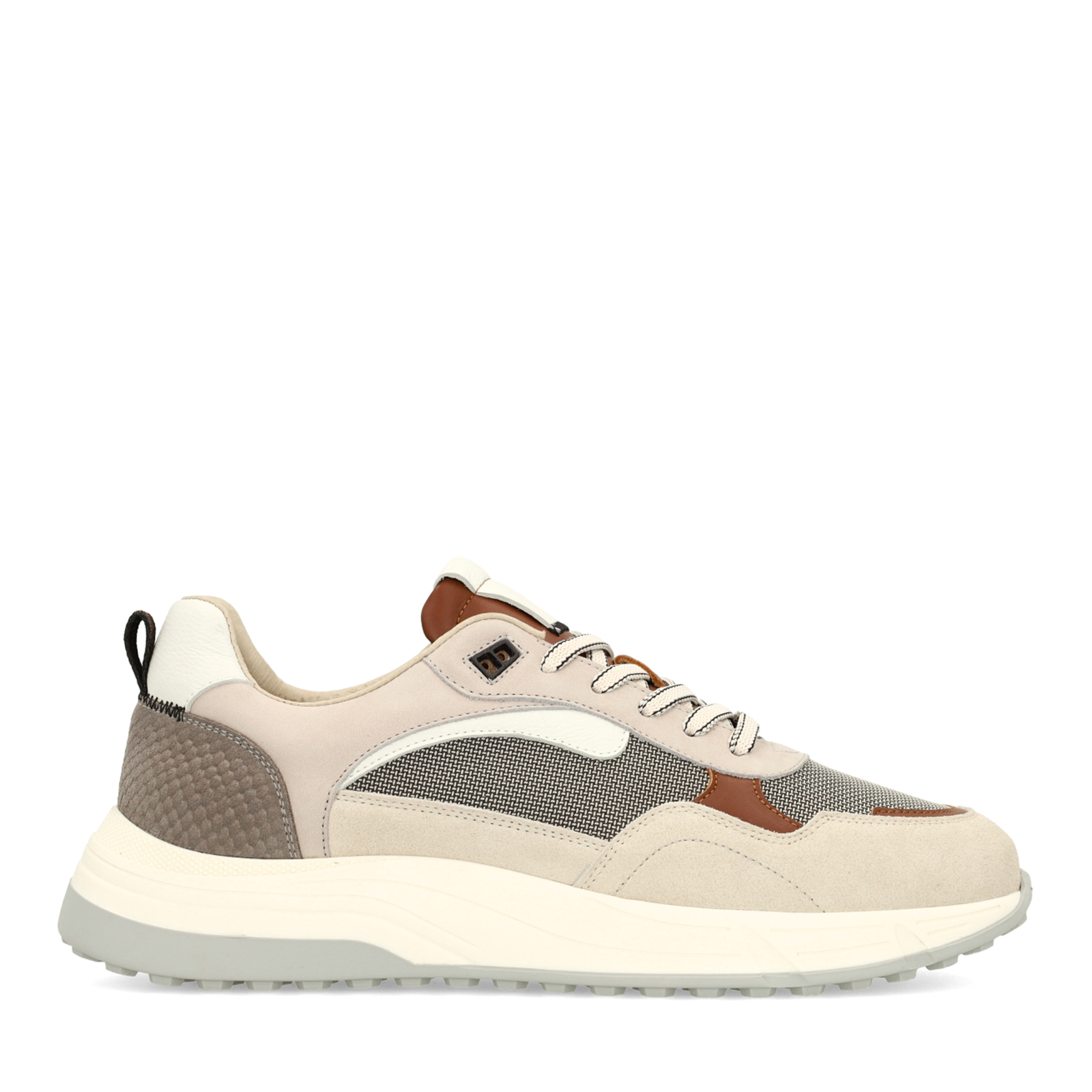 Beige suède sneakers