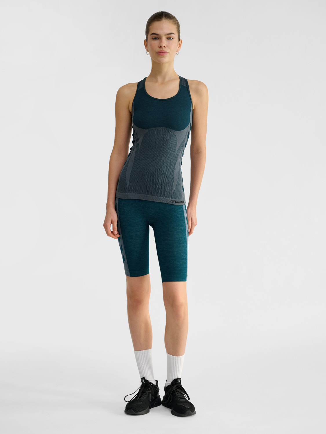 hmlCLEA SEAMLESS TOP