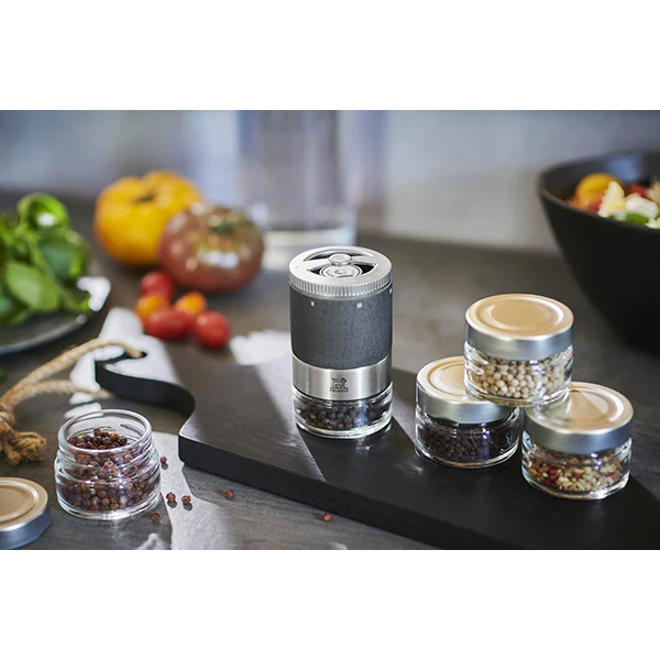 Coffret moulin à poivre Maestro à réservoirs interchangeables et 3 poi