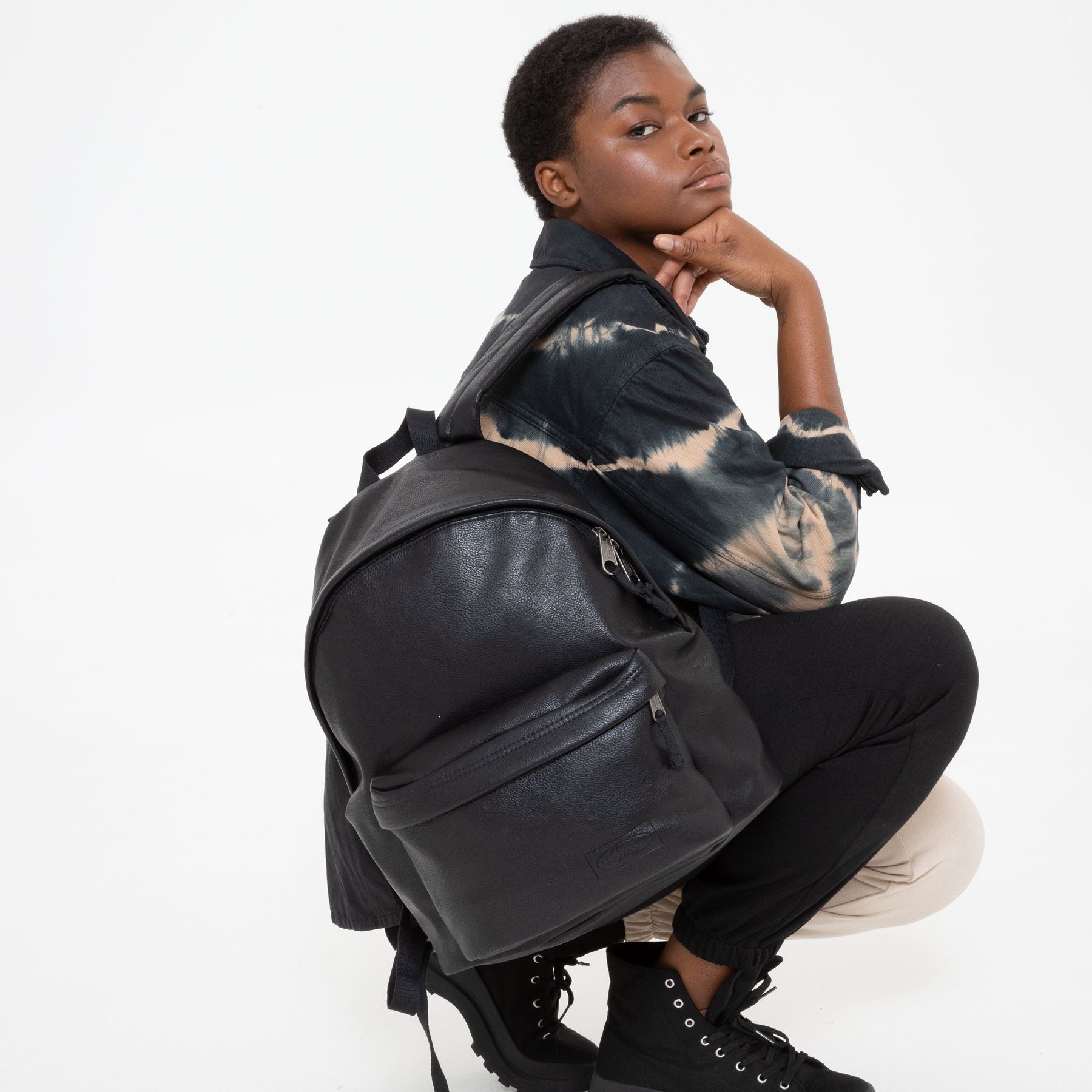 Padded Pak'R Grained Black2