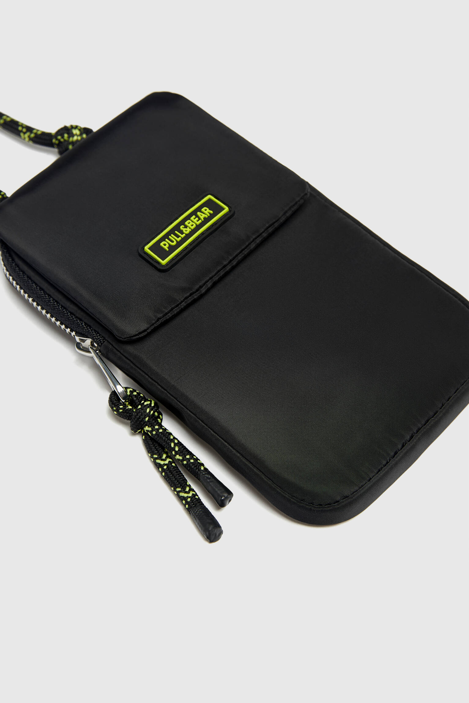 SUPORTE PARA CELULAR COM ABA - PRETO