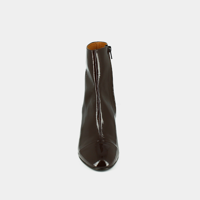 Bottines à talons  en vernis plissé marron foncé