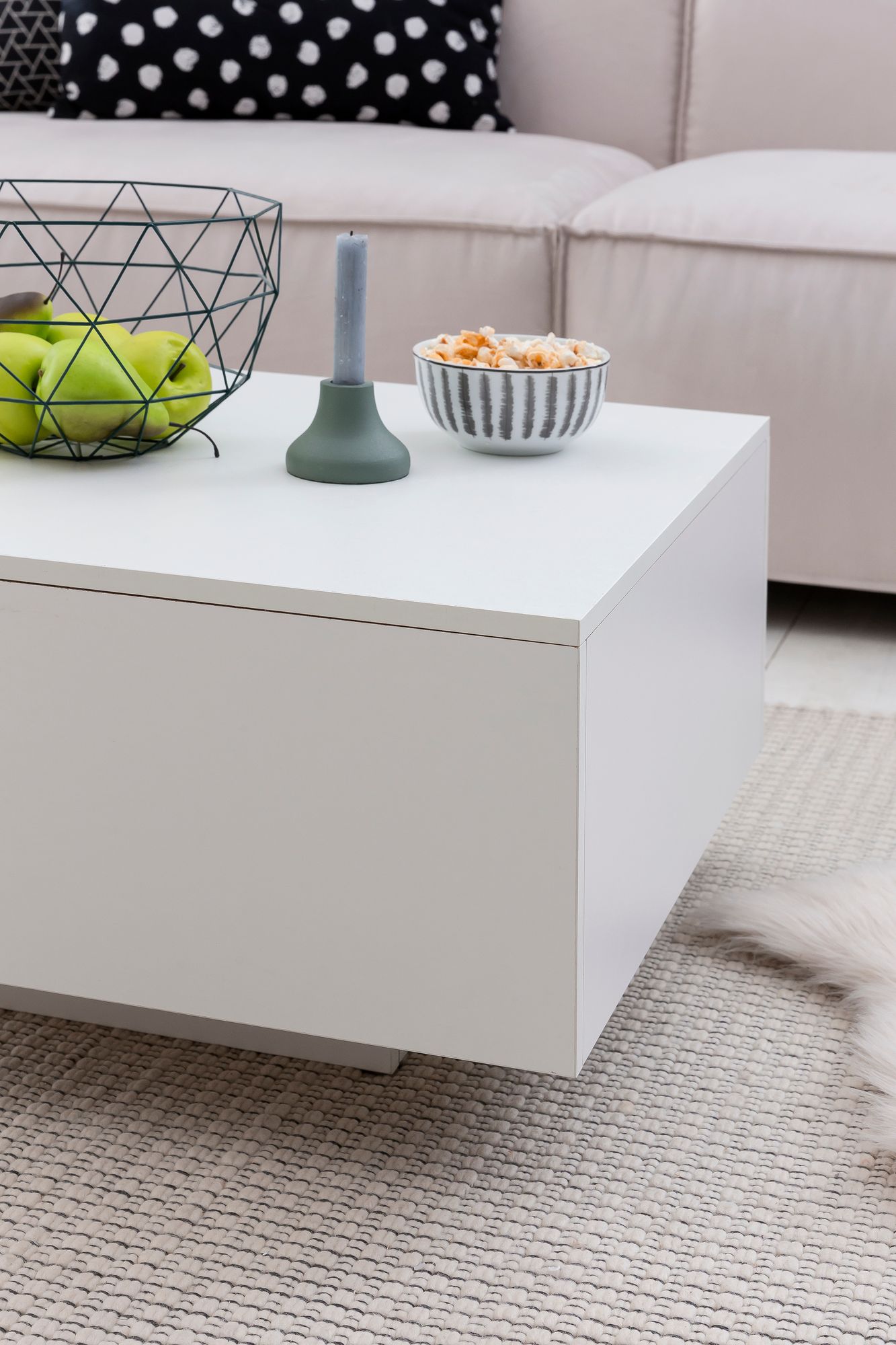 KADIMA DESIGN Holz Couchtisch, Stilvoller Wohnzimmer C-Tisch im puristischen Design