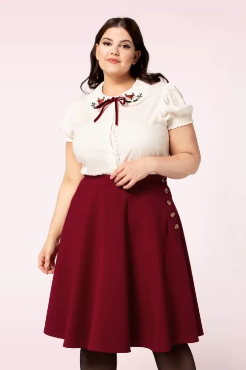 Bunny Ravenwood rok in donkerrood
