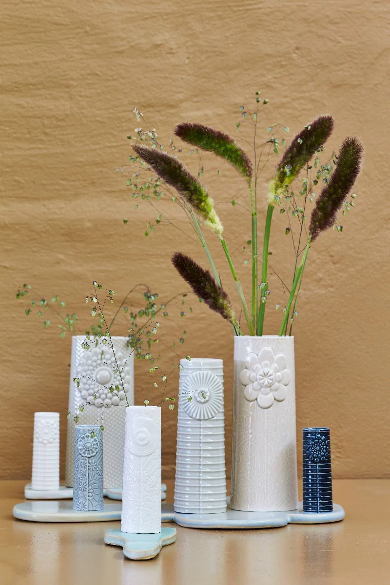 Dottir  Pipanella Dotted vase, hvid - 15x5 cm.