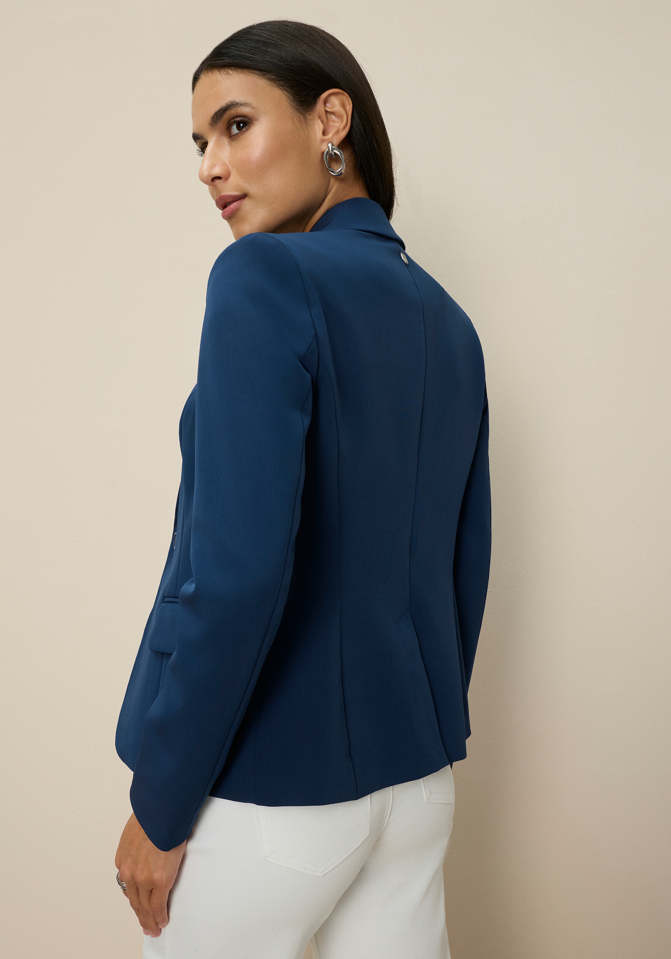Tamaris Kurzblazer in Trendfarben - mit passender Hose
