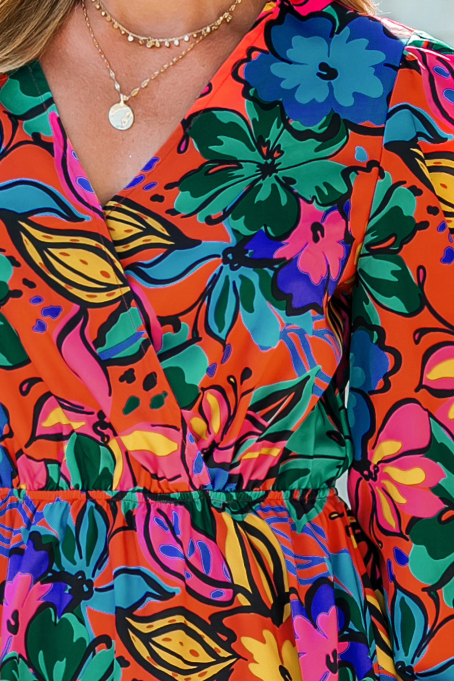 Robe mini à manches longues paysannes et imprimé floral