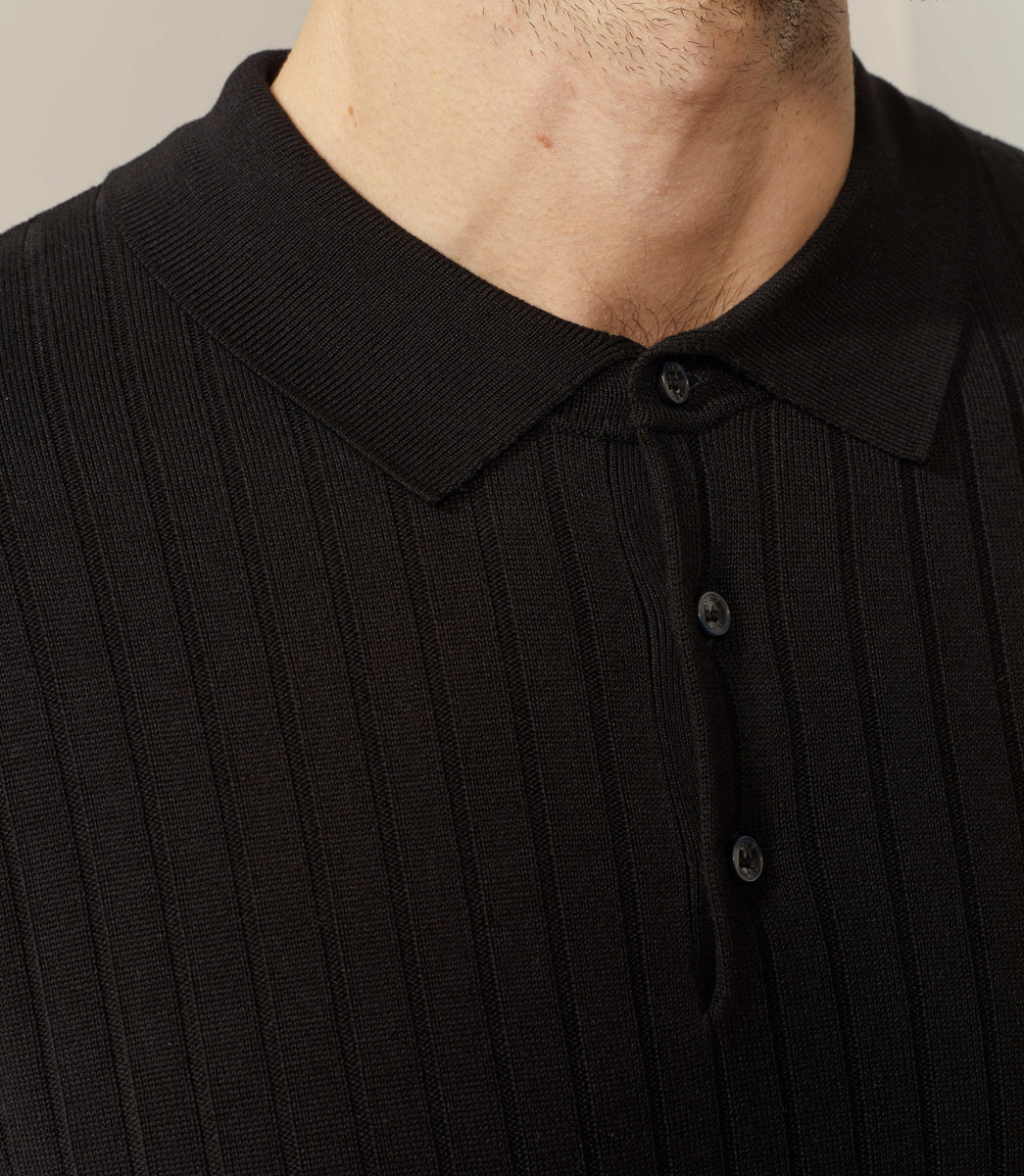Polo noir 