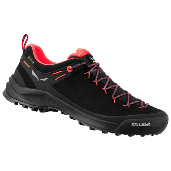 Chaussure de randonnée basse SALEWA WILDFIRE LEATHER GORE-TEX W BLACK/FLUO CORAL