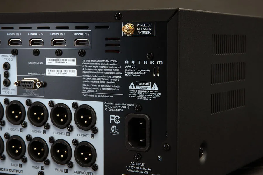 Anthem AVM 70 8K Préamplis home-cinéma
