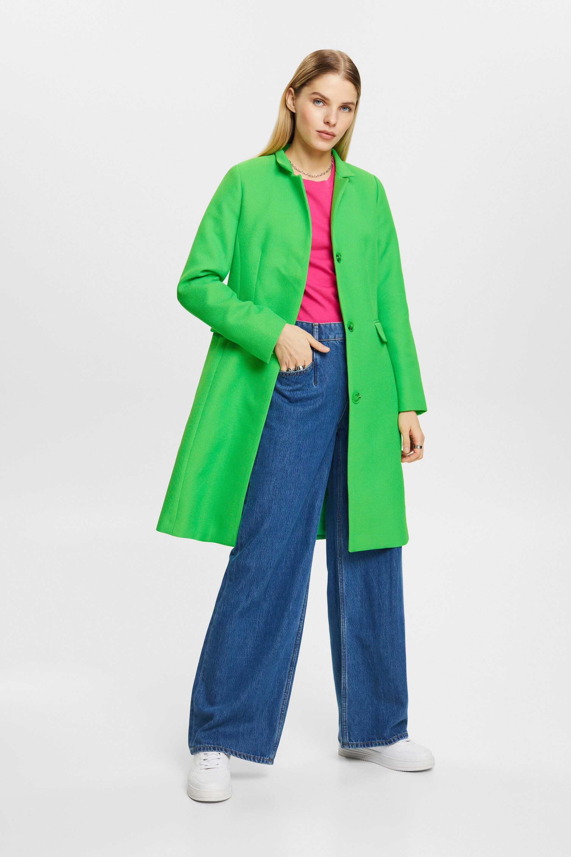 Manteau à col à revers inversé