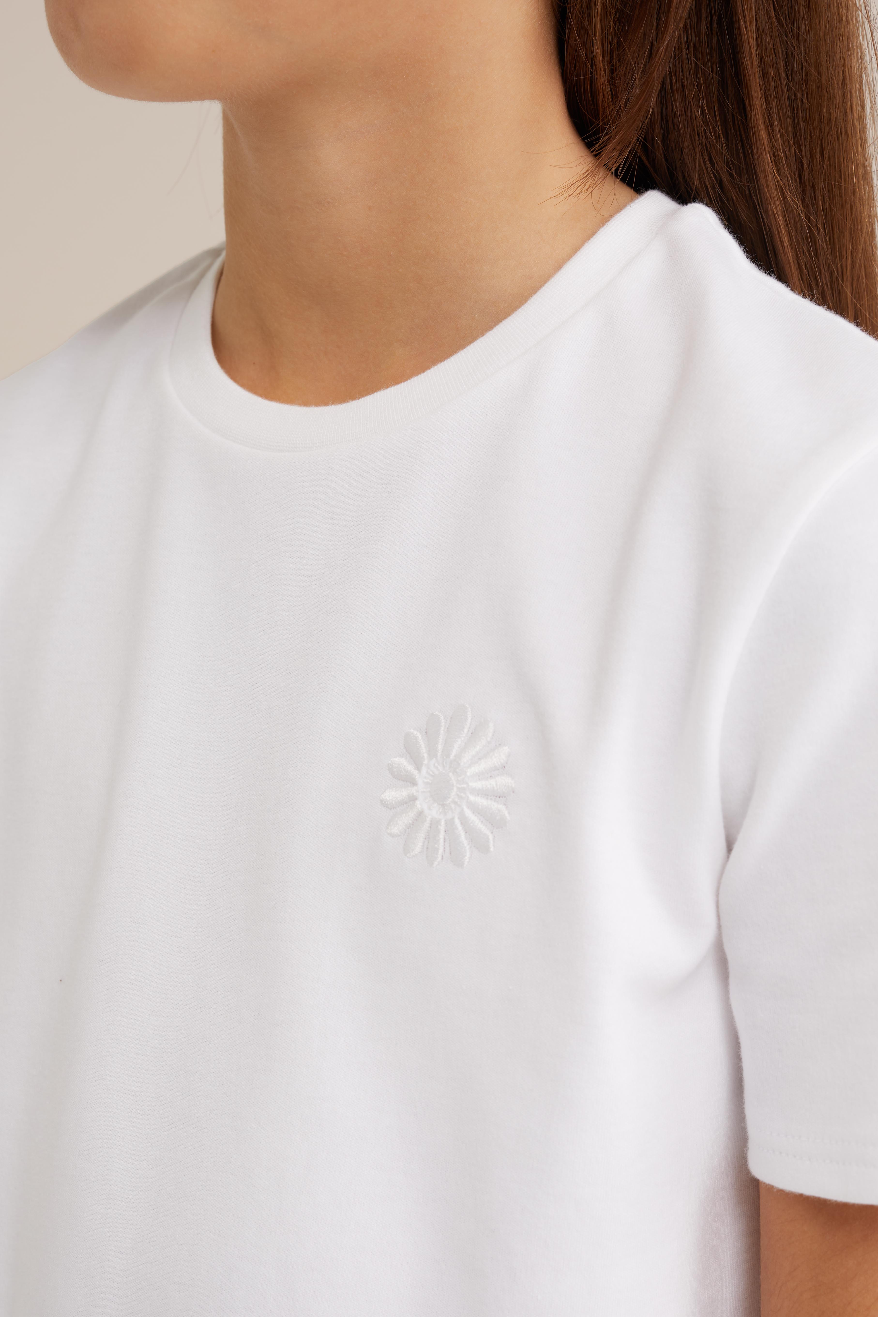 Meisjes T-shirt met embroidery WE Fashion Wit