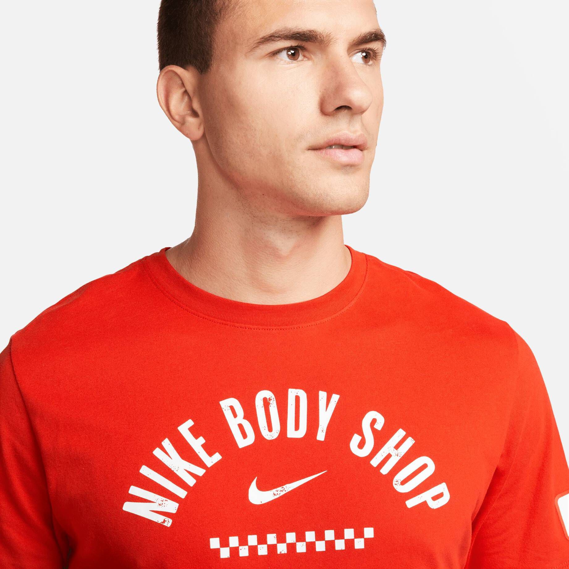 Nike| Herren T-Shirt NIKE BODY SHOP