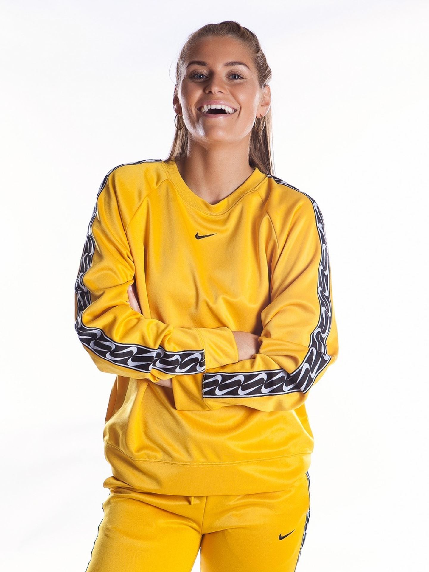 Sportswear Crew Logo Tape