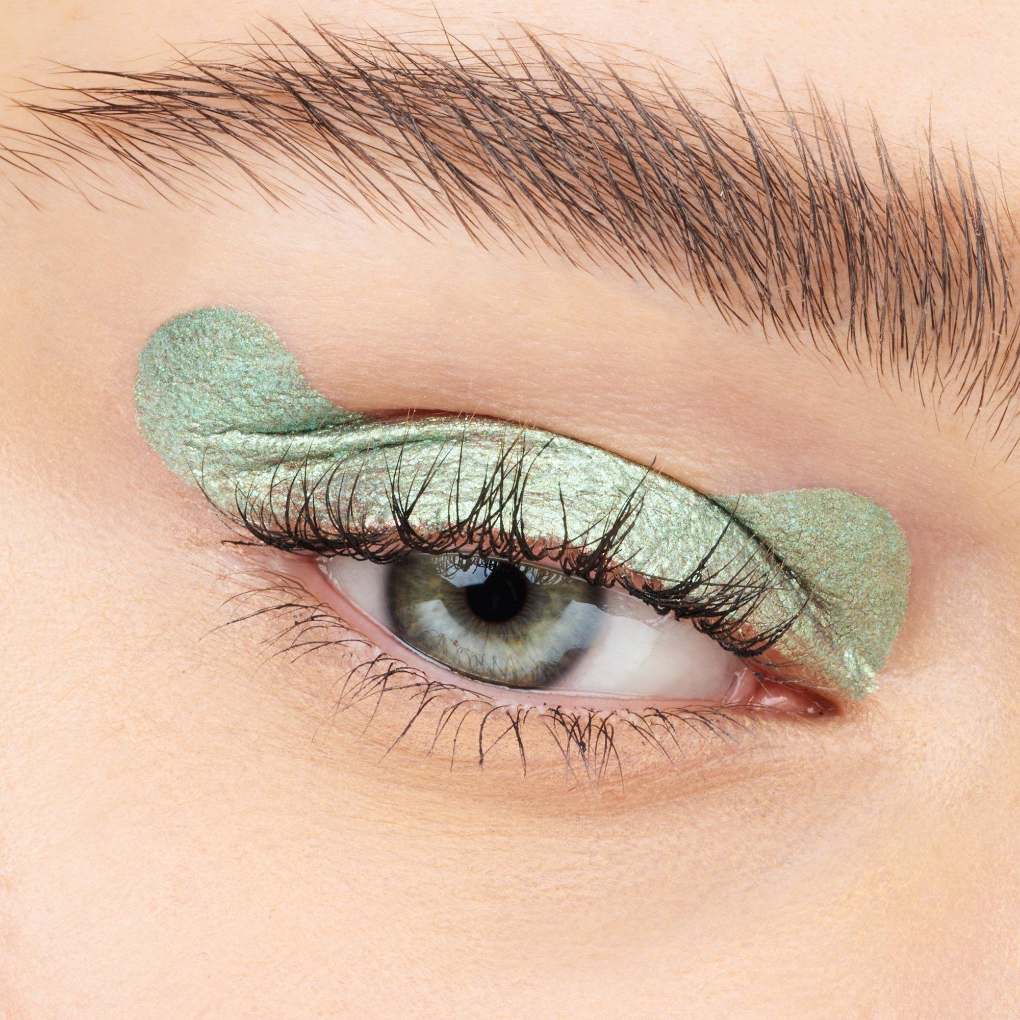 luminous EYE TINT liquid shadow fard à paupières liquide