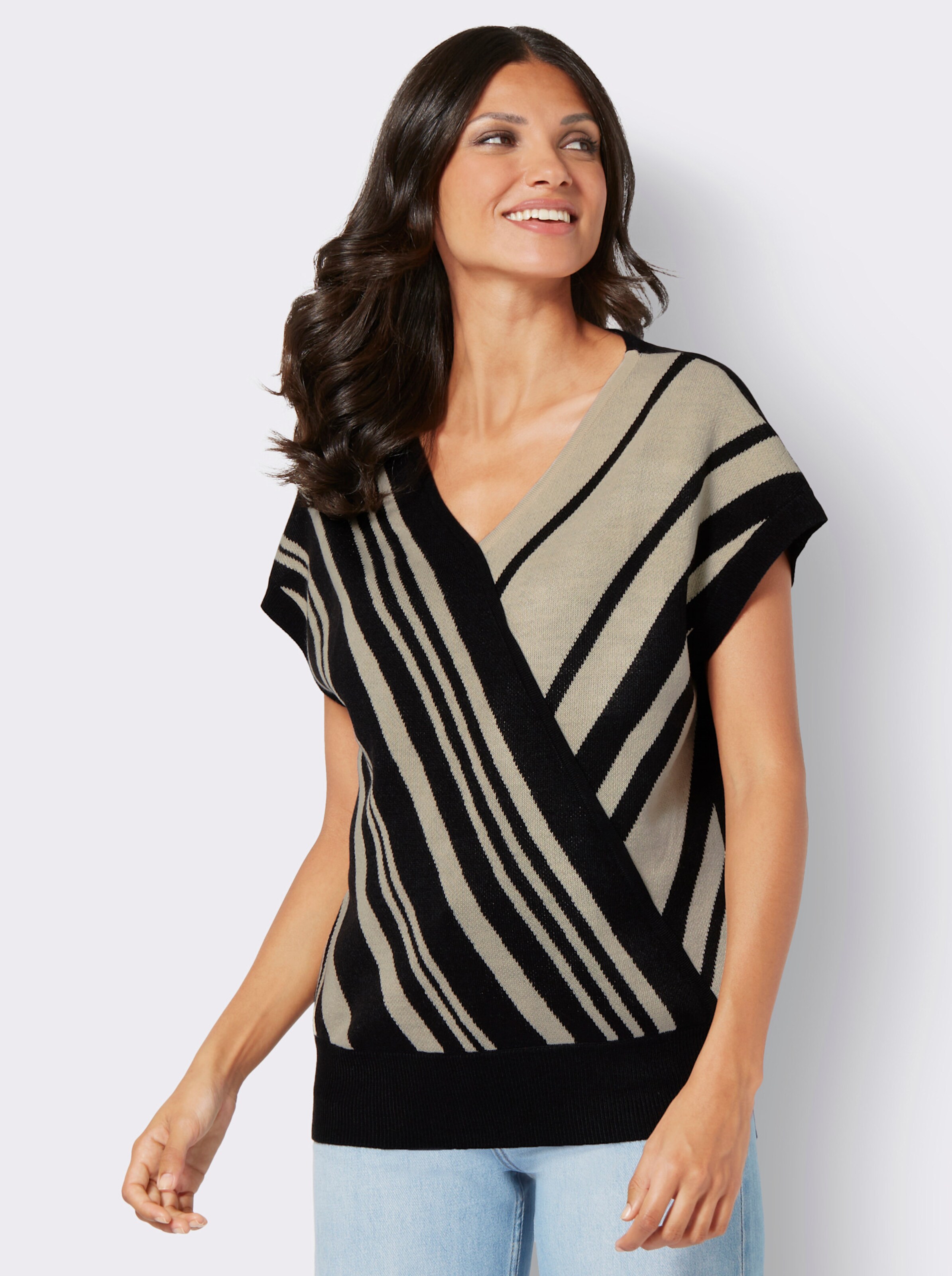 V-Pullover