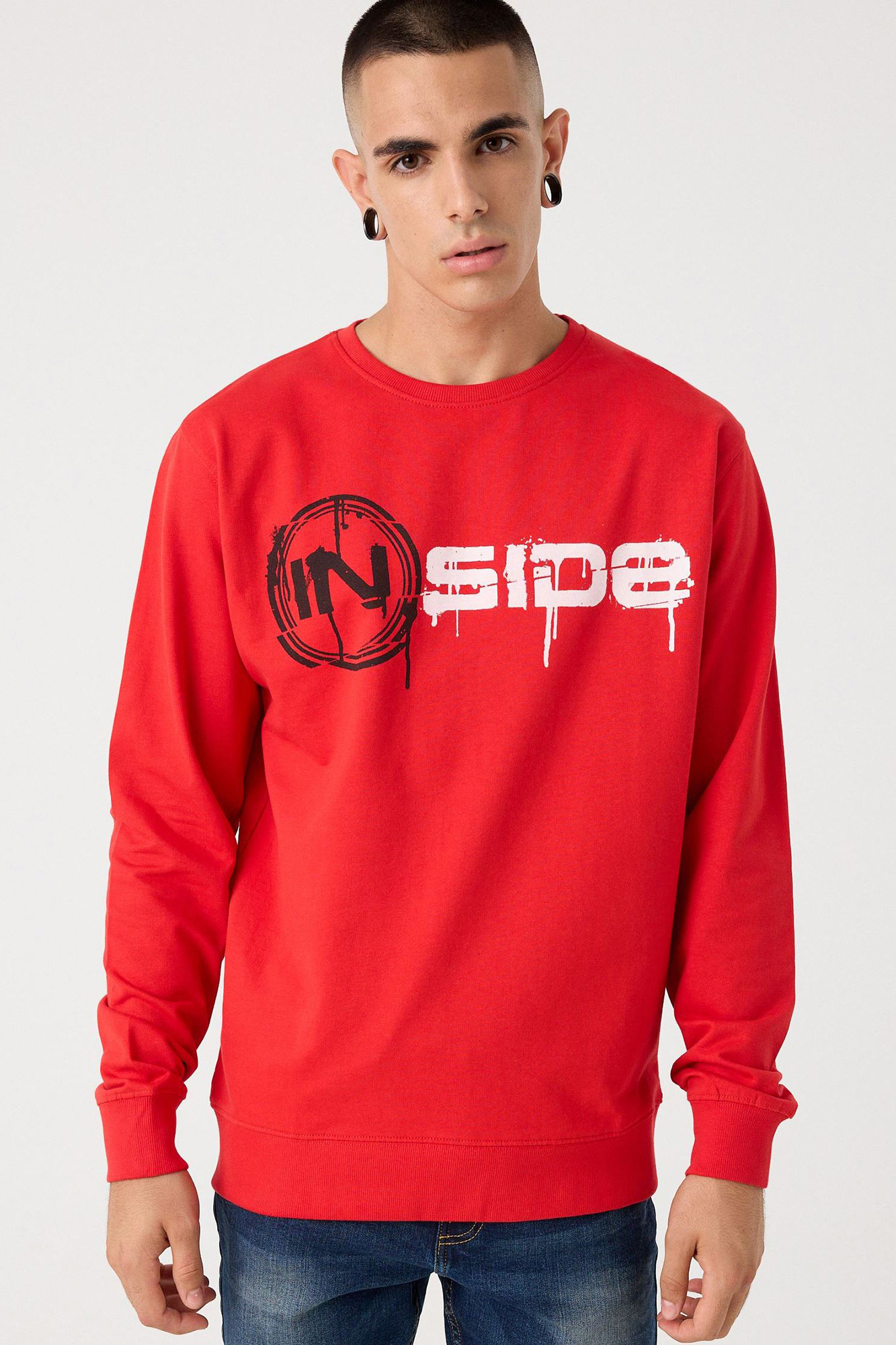 Moletom com logo básico