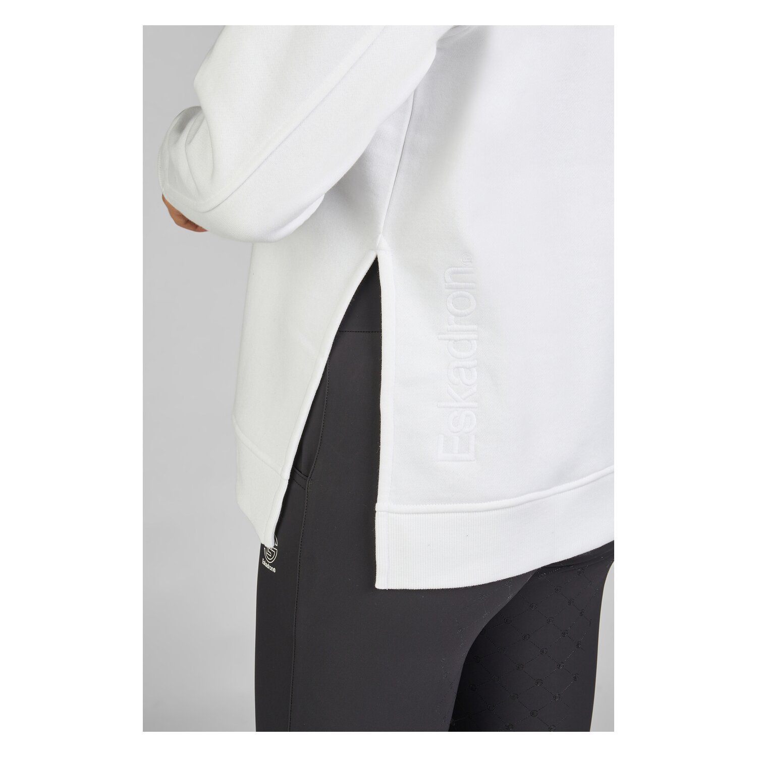 ESKADRON Dynamic Sweatshirt Oversized  - white