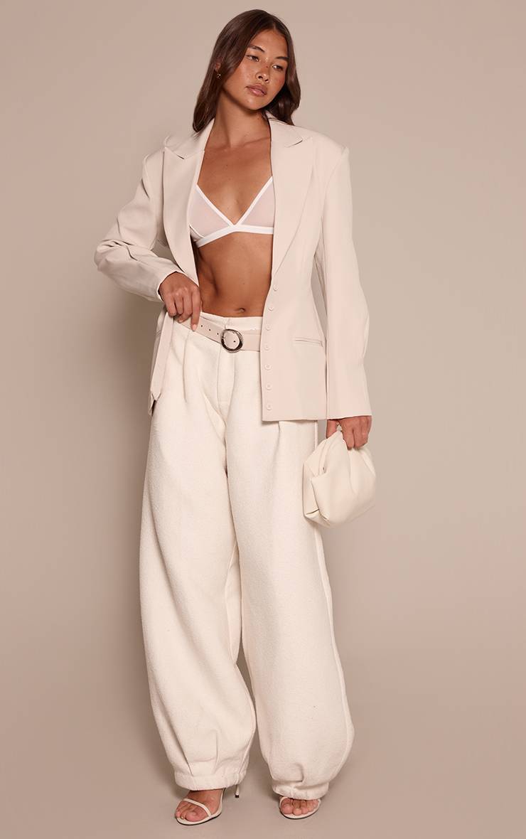 Crème Blazer Crème À Revers Détaillés Avec Bouton Et Taille Cintrée