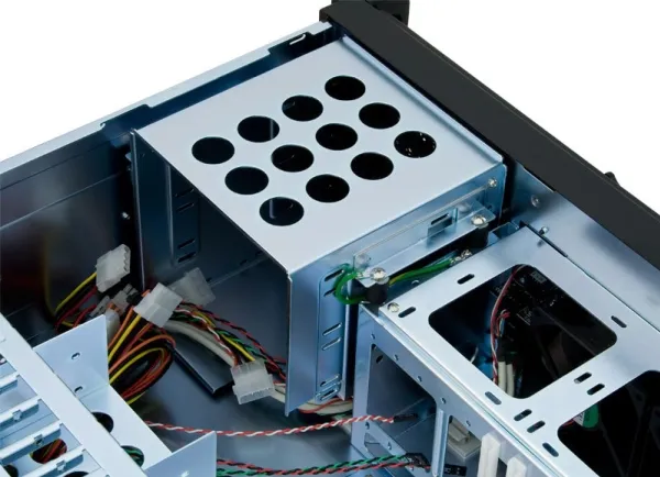 Chieftec UNC-410S-B - Rack-monterbar 4U - ATX - ingen strømforsyning - sort - USB