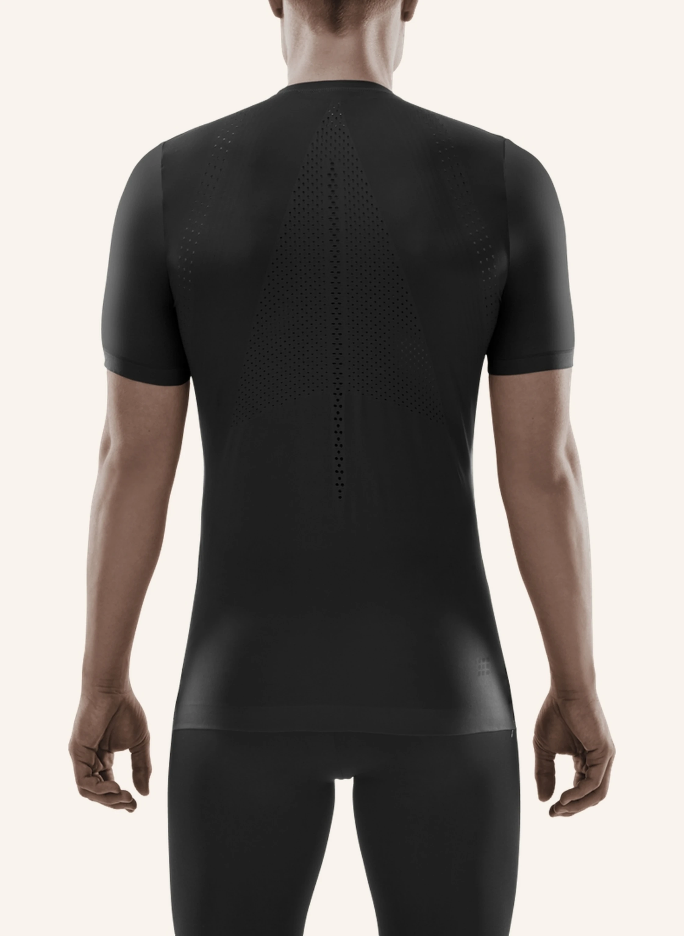 cep Laufshirt THE RUN ULTRALIGHT SHORT SLEEVE