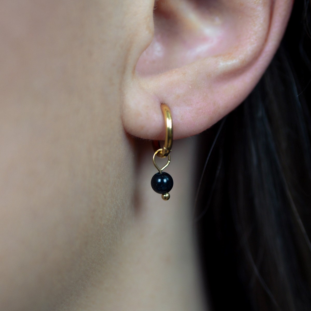 Boucles d'oreilles créoles Serena en pierres Obsidienne
