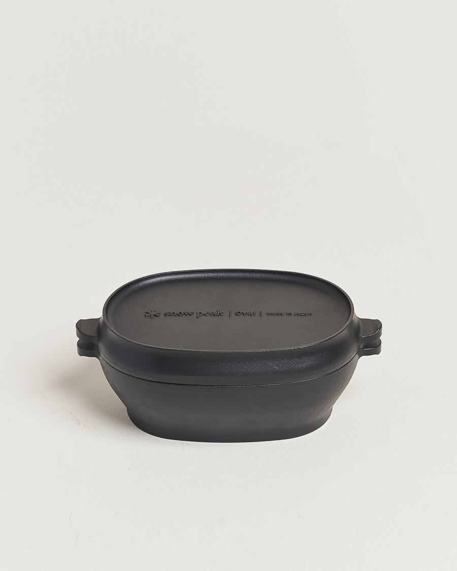 Snow Peak Micro Oval Cast Iron Oven