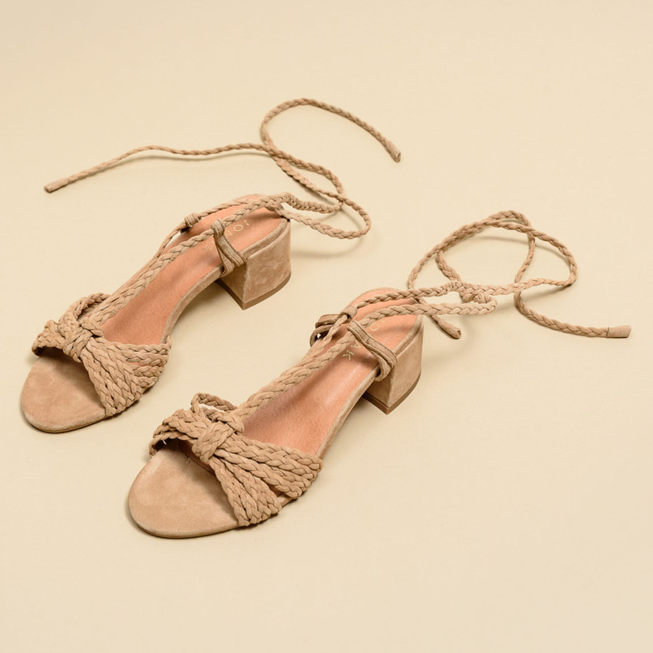 Jonak Sandales en Velours de Cuir Archimede beiges