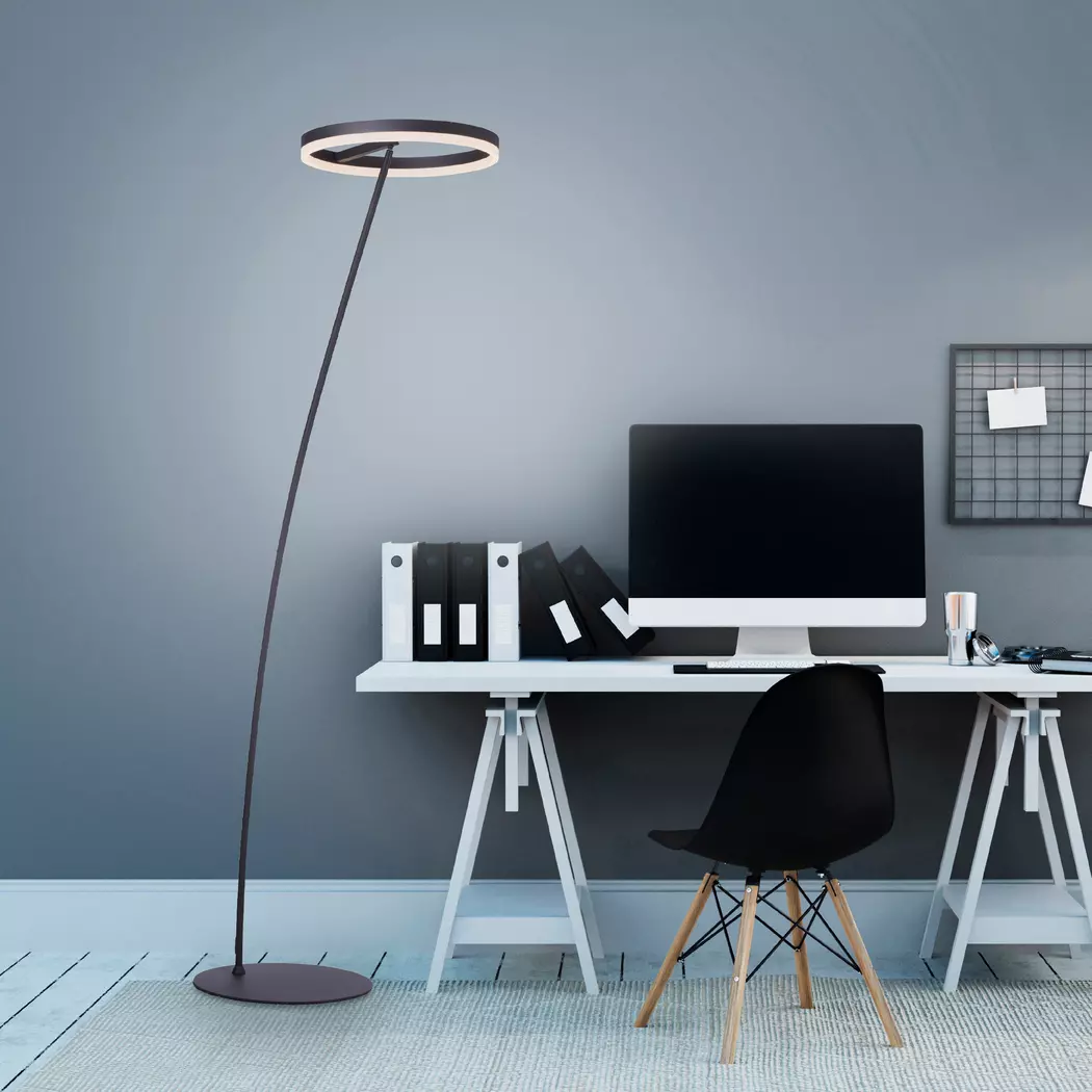 LED-Stehlampe Titus