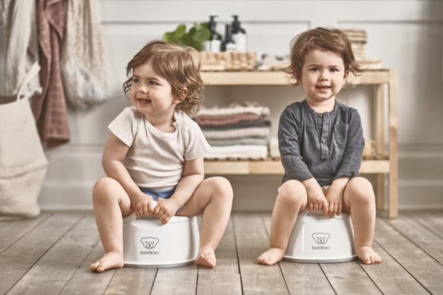 BabyBjörn Smart Potta, vit